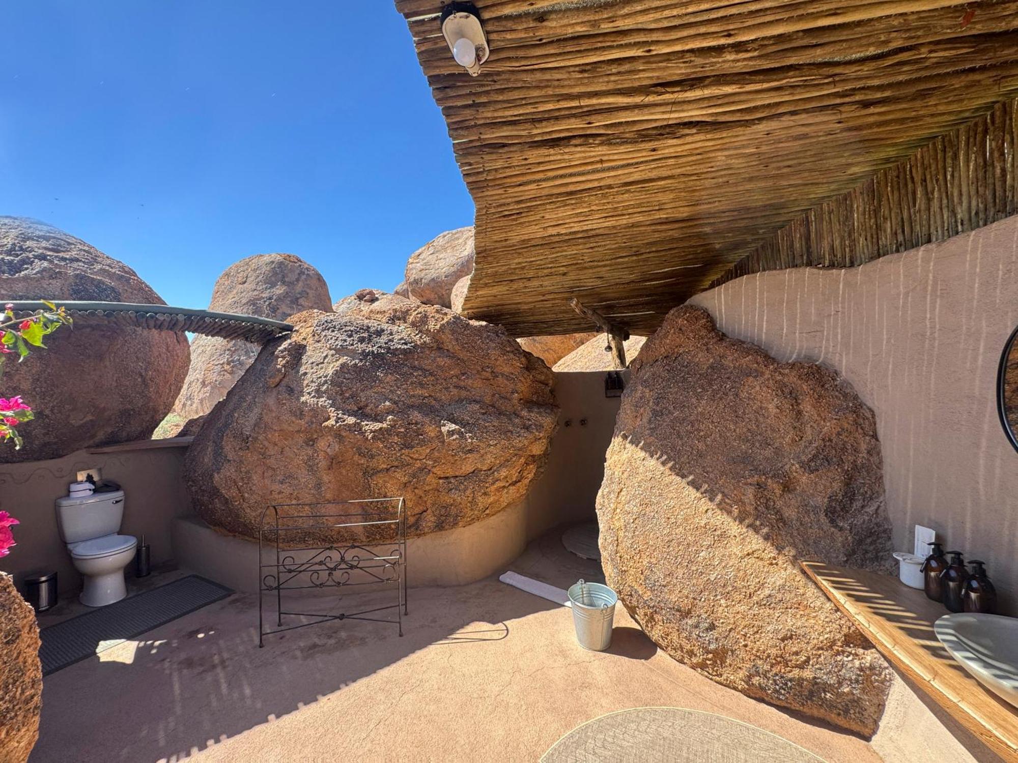 Camp Kipwe 호텔 Twyfelfontein 외부 사진